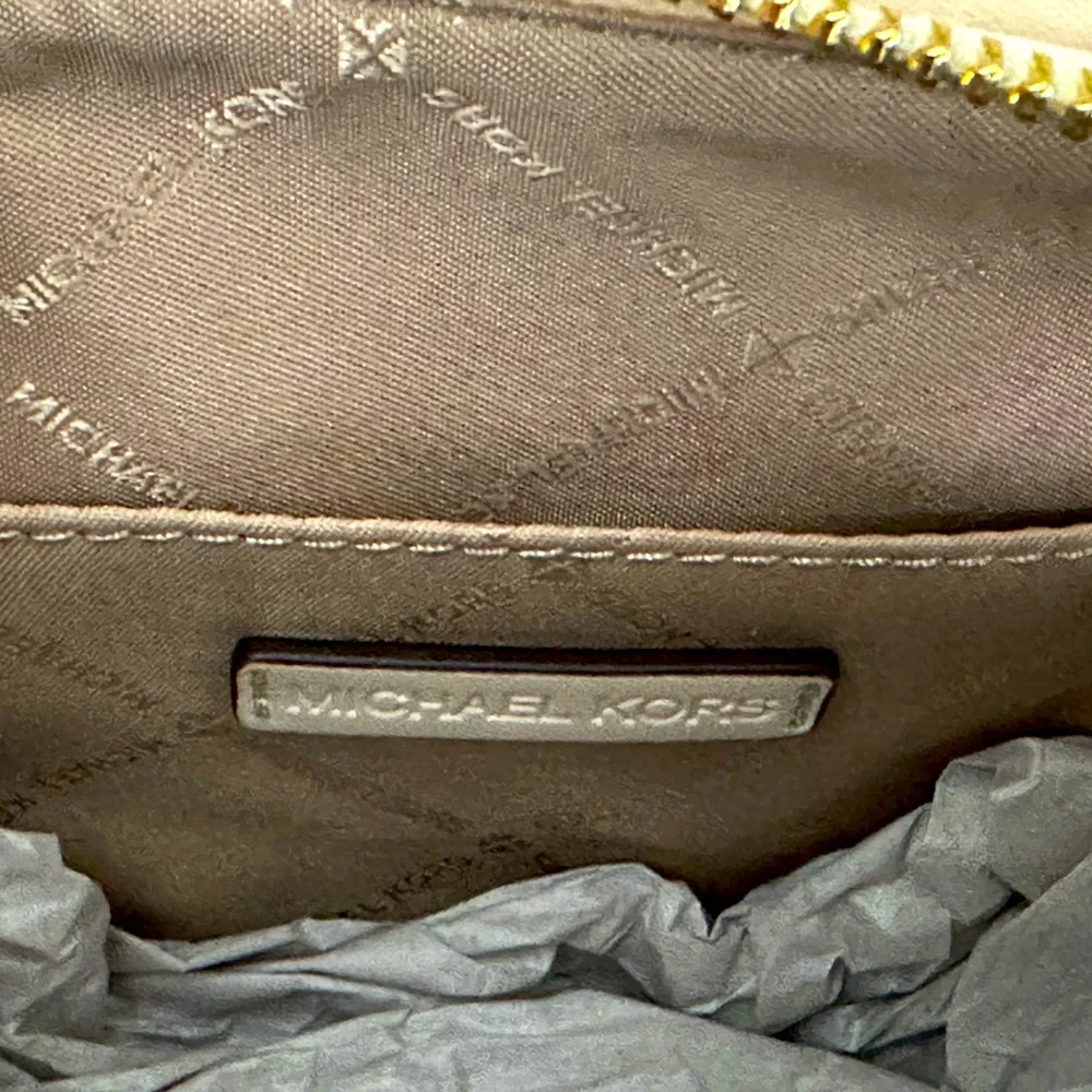 Michael Kors - Avril Extra-Small Leather Crossbody Satchel Light Cream       NWT - Picture 13 of 15